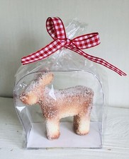 Kleines  Rentier stehend, Figur, Bisquit Optik,