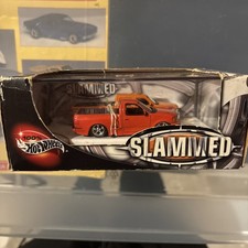 Hotwheels 100% Slammed Custom Ford & Chevy Pickup 1:64 A3
