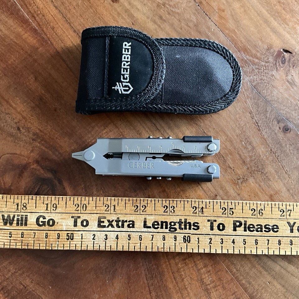 A vintage Gerber multitool in fantastic condition — pre-Fiskars-era Gerber quality with serious collector and EDC cred.