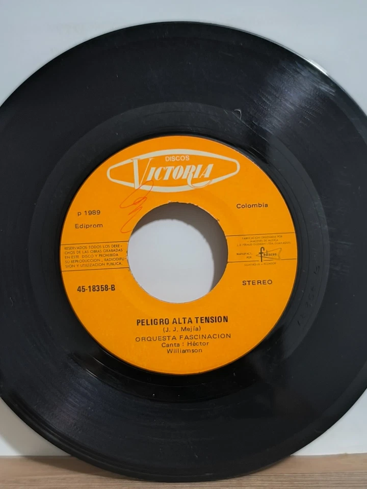 ORQUESTA FASCINACION-ELLA ES MIA-PELIGRO ALTA TENSION SALSA ROMANTICA COLOMBIA🎵 - Image 4 of 4