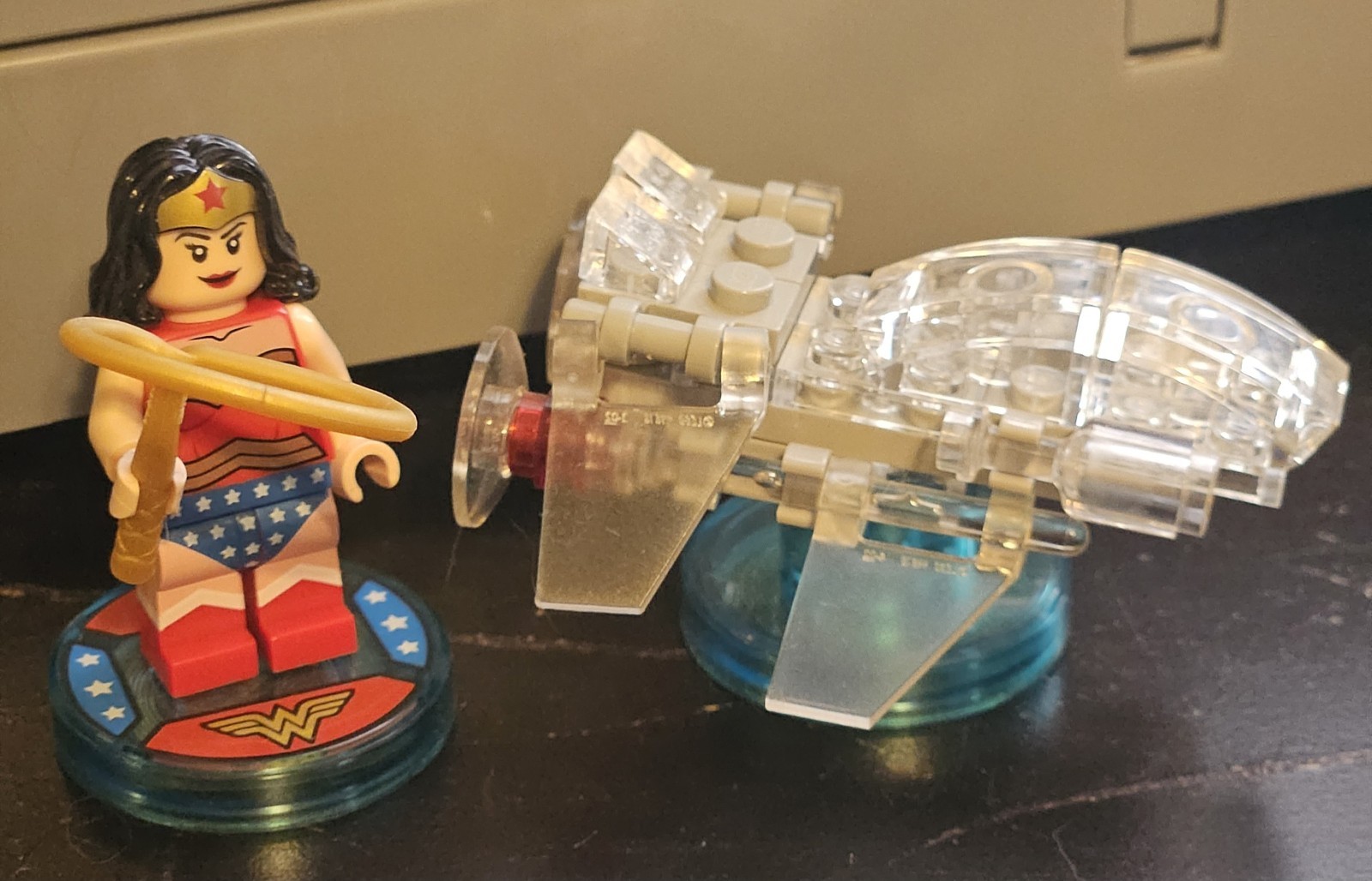 Lego Dimensions Wonder Woman Invisible Jet 71209 - Complete 