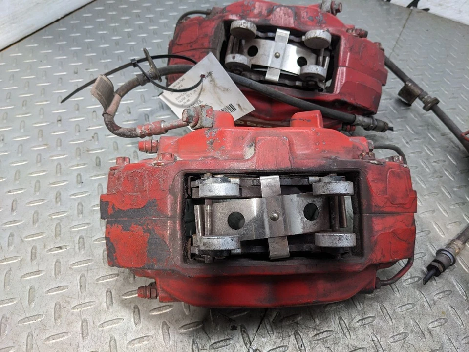 10-15 JUEGO PINZAS FRENO CHEVY CAMARO SS OEM BREMBO ROJO DELANTERO RE 1155287 Foto 2 de 4