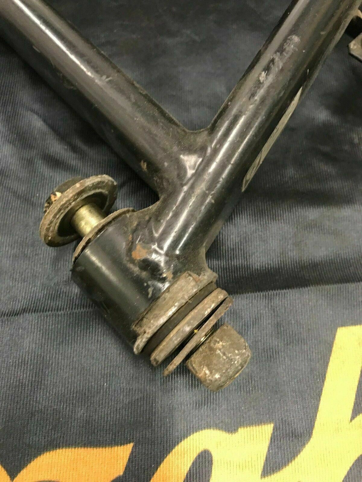 LAMBORGHINI MURCIELAGO FRONT RIGHT UPPER CONTROL ARM OEM 410407508 0051013980 	