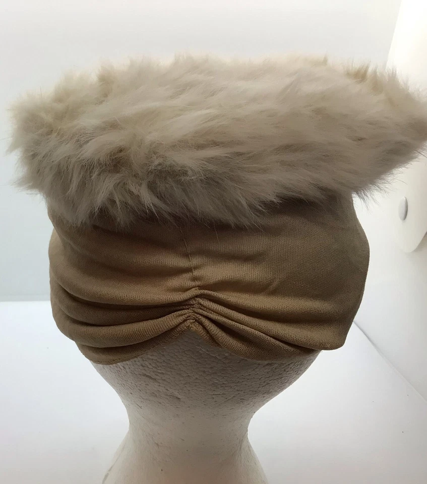 SOMBRERO VINTAGE AJUSTADO ALDENAIRE Beige-TELA PELUDA PEDRERÍA Mujer Dama Sombrerería Foto 2 de 4