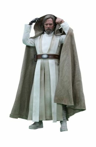 Hot Toys Star Wars: The Force Awakens: Luke Skywalker Action Figure