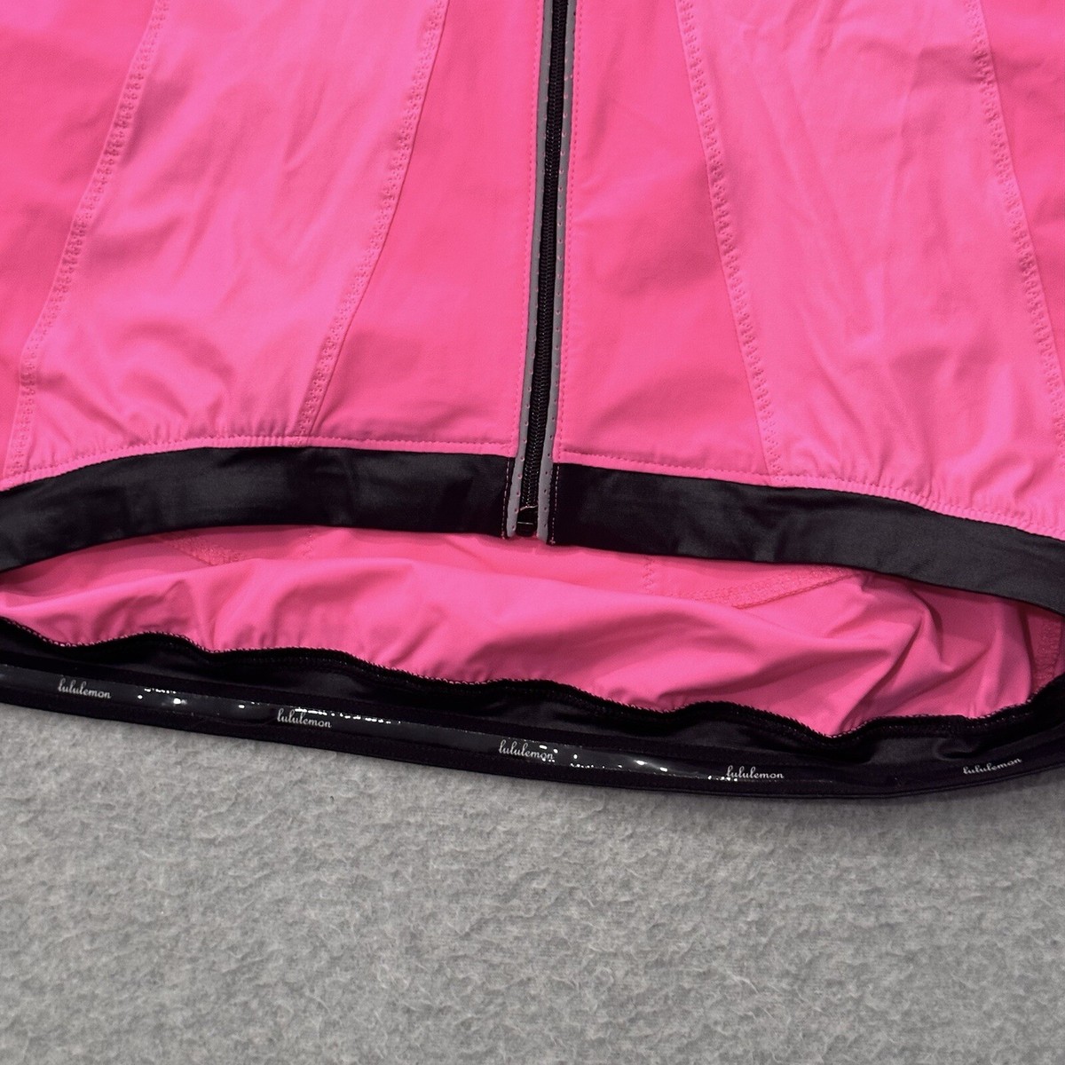 ルルレモン　ピンク ジャージ ジャケット Lululemon Womens Neon Pink Paceline Cycling Jacket Size 6