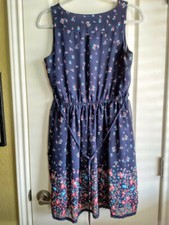 Sleeveless Floral Sundress Lace Trim Neckline Size -  Medium - Women's.