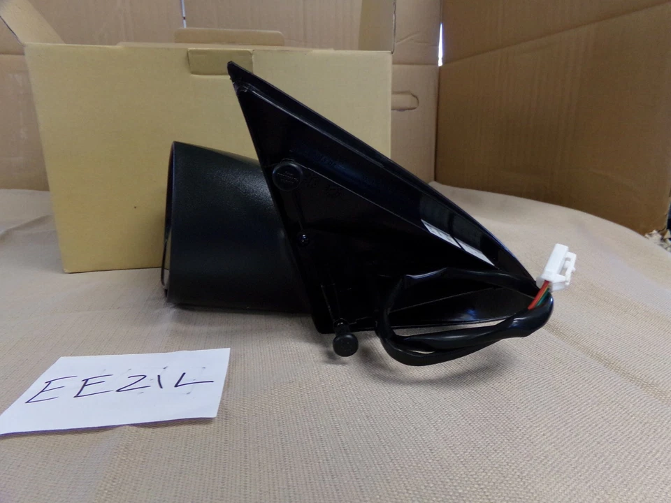 99-01Chrysler 300M/LHS,98-04Chrysler Concorde/DodgeIntrepid,PWR side mirror Left - Image 4 of 4