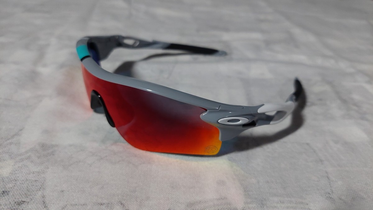 NEW Oakley 30 years Radarlock Path Fog / + Red Iridium & Black