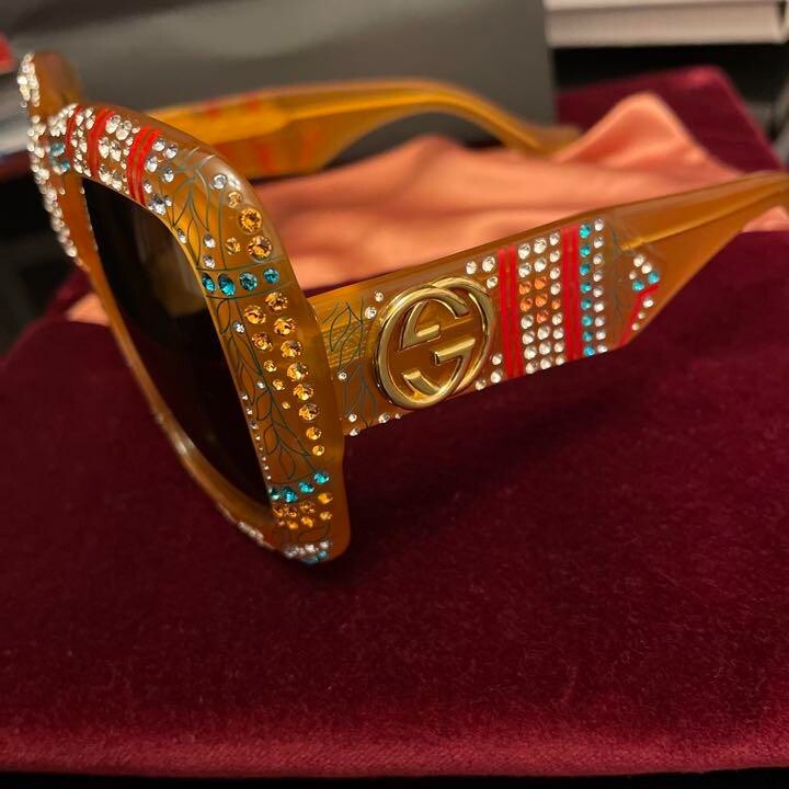 GUCCI glitter sunglasses hollywood forever collection  display picture 2