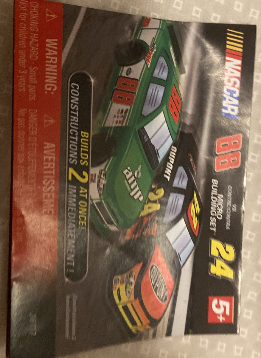 NASCAR K'NEX Micro Building Set DALE EARNHARDT JR 88 VS JEFF