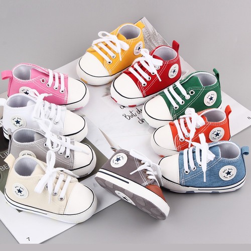 Cute Converse All Star Chuck Taylor Cribster Style Baby 1st Shoes in a Gift Box