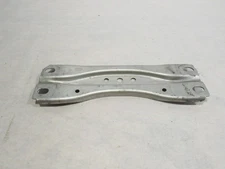 19-23 Porsche Macan 2023 Rear Floor Plate Center Support Mount Bracket ;:O