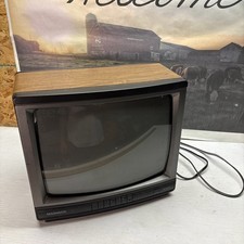 Magnavox 13" CRT Retro Gaming TV No Remote RR1337