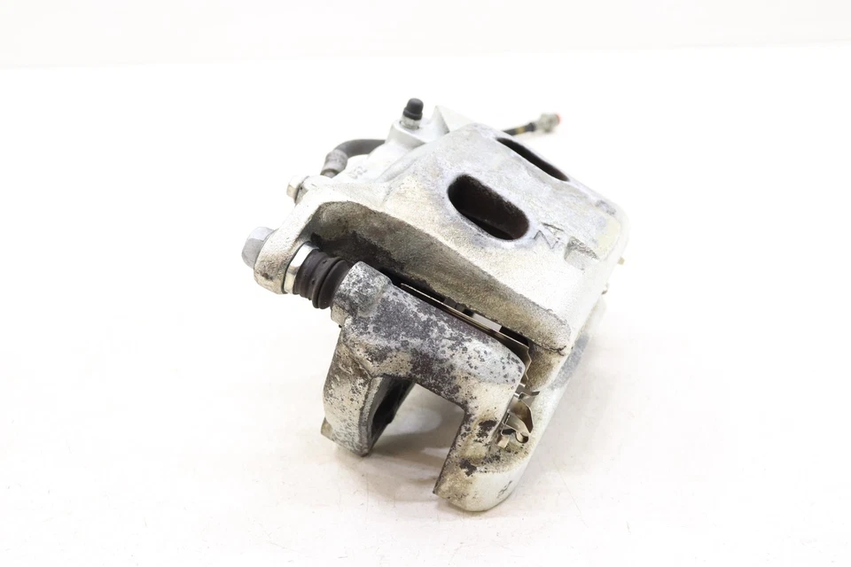 Pinza Nissan Murano 2015 2016 2017 2018 2019 2020 2021 2022 2023 2024 Foto 2 de 4