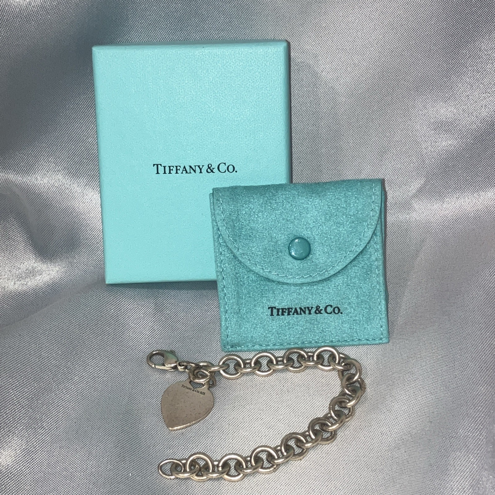 Authentic Tiffany & Co Sterling Silver Plain Heart Bracelet 7”-orig pouch & box