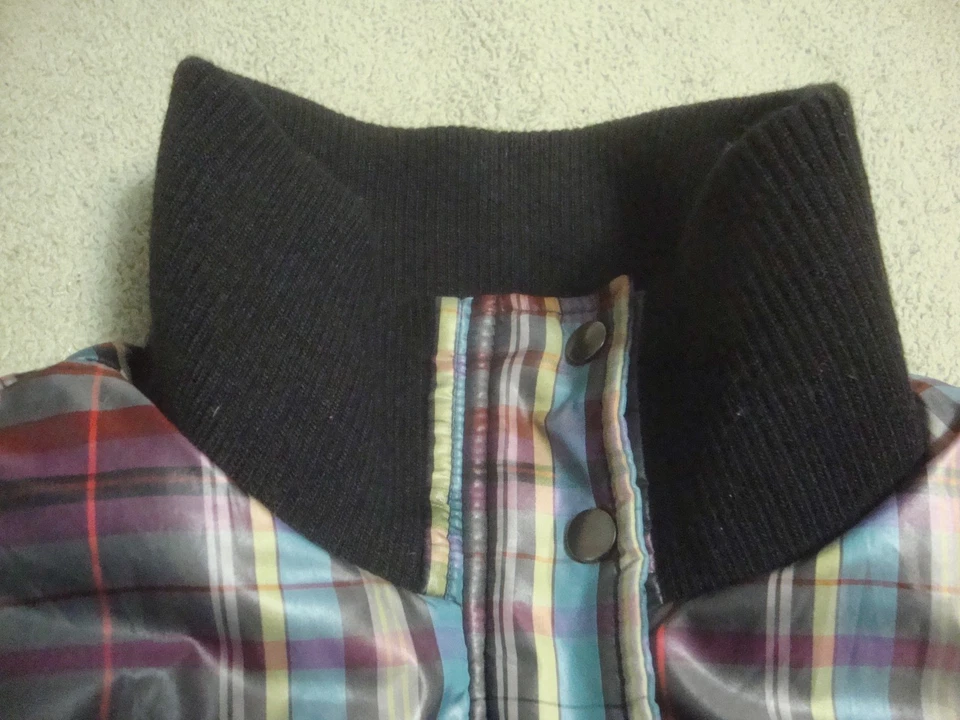 Chaleco acolchado a cuadros Christopher & Banks para mujer talla l Foto 4 de 4