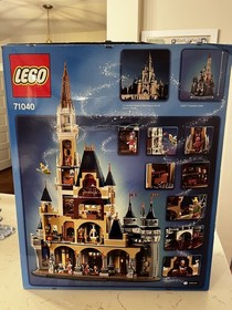 71040 LEGO Disney World Cinderella Castle mostly Complete w/All Minifigs Retired