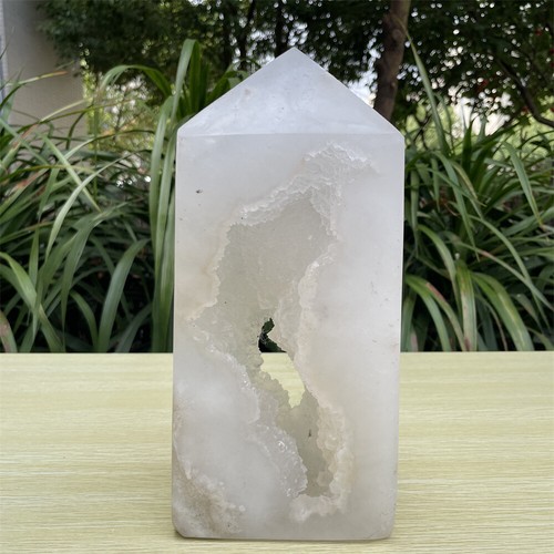4.05kg 240mm Natural White Geode Quartz Obelisk Crystal Tower Point Healing - Picture 10 of 18