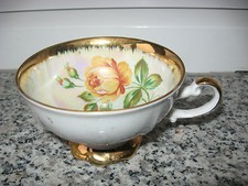 TASSE  Porcelaine  BAVARIA NACRE ROSE JAUNE et DORURES