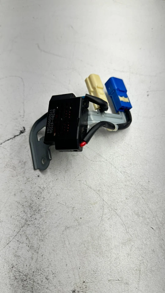 2017 TOYOTA PRIUS PRIME РАДИО АНТЕННА СИГНАЛ ШУМ ФИЛЬТР МОДУЛЬ OEM 863B047030 - Изображение 4 из 4