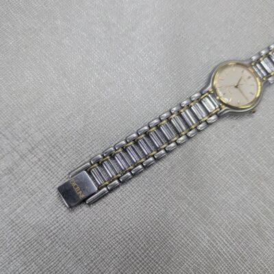 Seiko Exceline 3F31-0040 Analog Quartz Men Watch Ladies