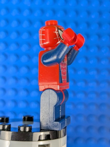 Lego Spider-Man: Spider-Man 3 (Silver Webbing) spd028 Sets 4854, 4856 - Picture 2 of 6