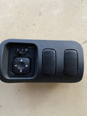 2006-2011 Mitsubishi Eclipse Side Mirror Switch