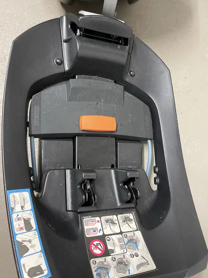 -GEBRAUCHTE- Cybex Babyschale inklusive Base Kindersitz Isofix Babyschale - Bild 4 von 4