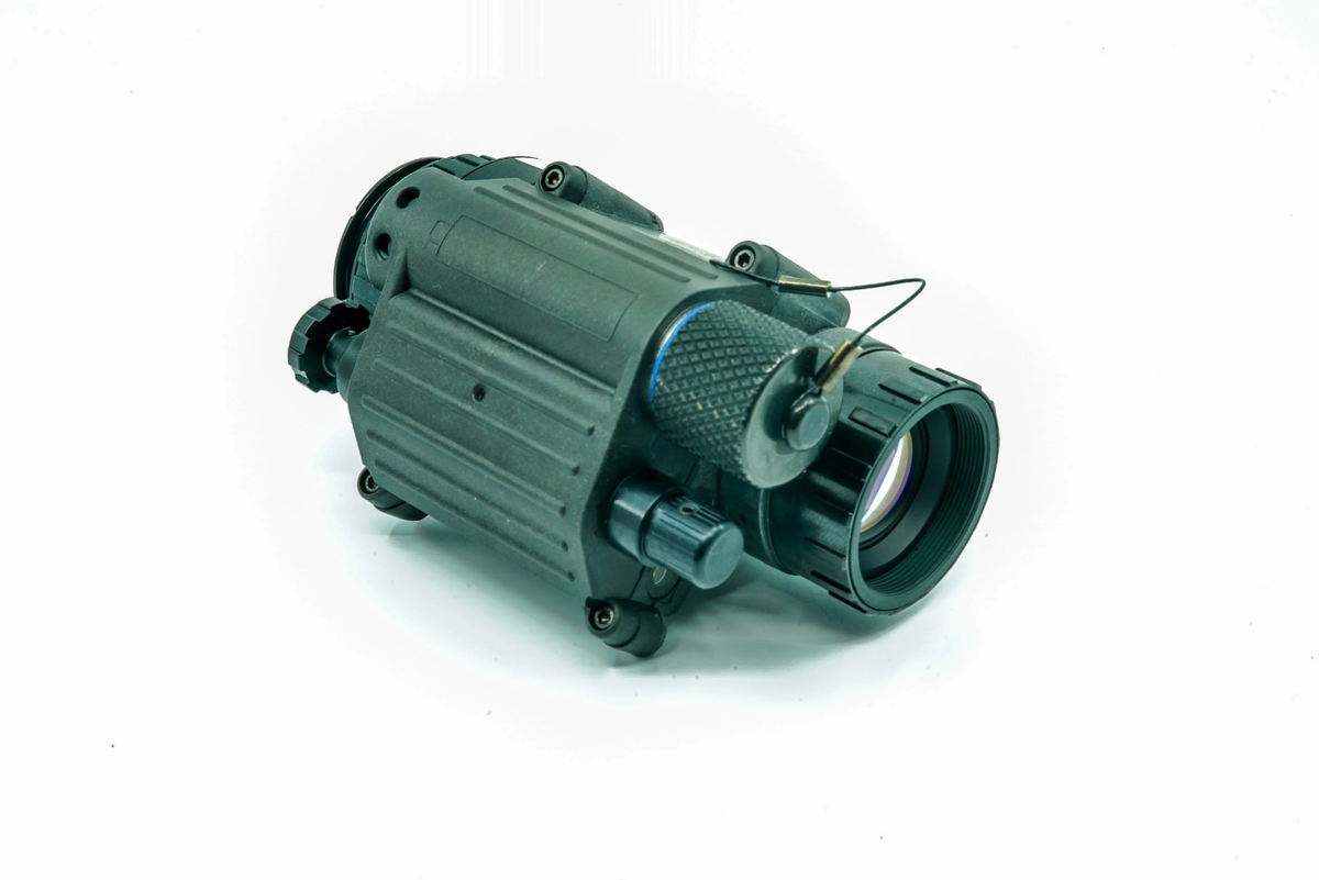 PVS-14 L3 Filmless White Phosphor Night Vision Monocular 1800-2400