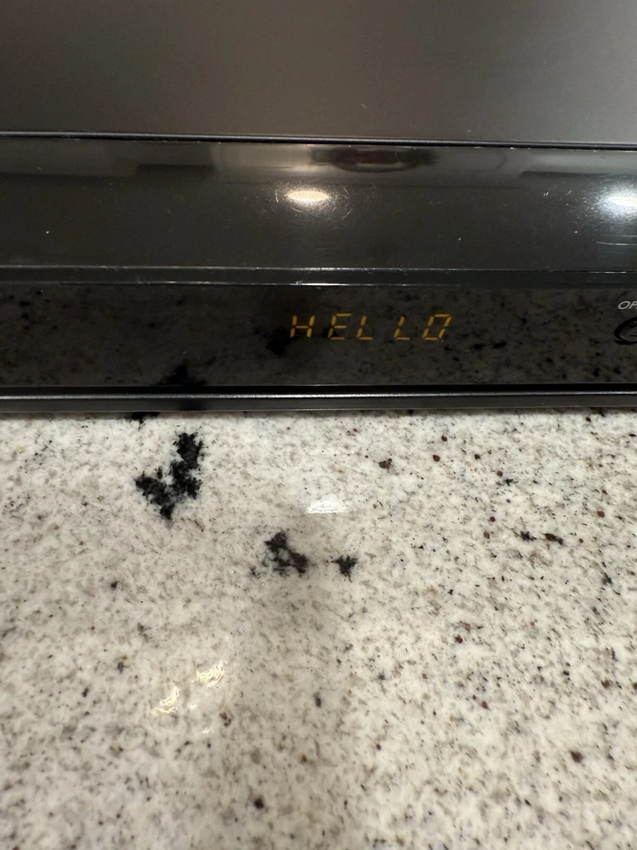 Reproductor de DVD Memorex Mvd2051 negro; usado; ¡probado y funciona! Viene con mando a distancia Foto 2 de 4