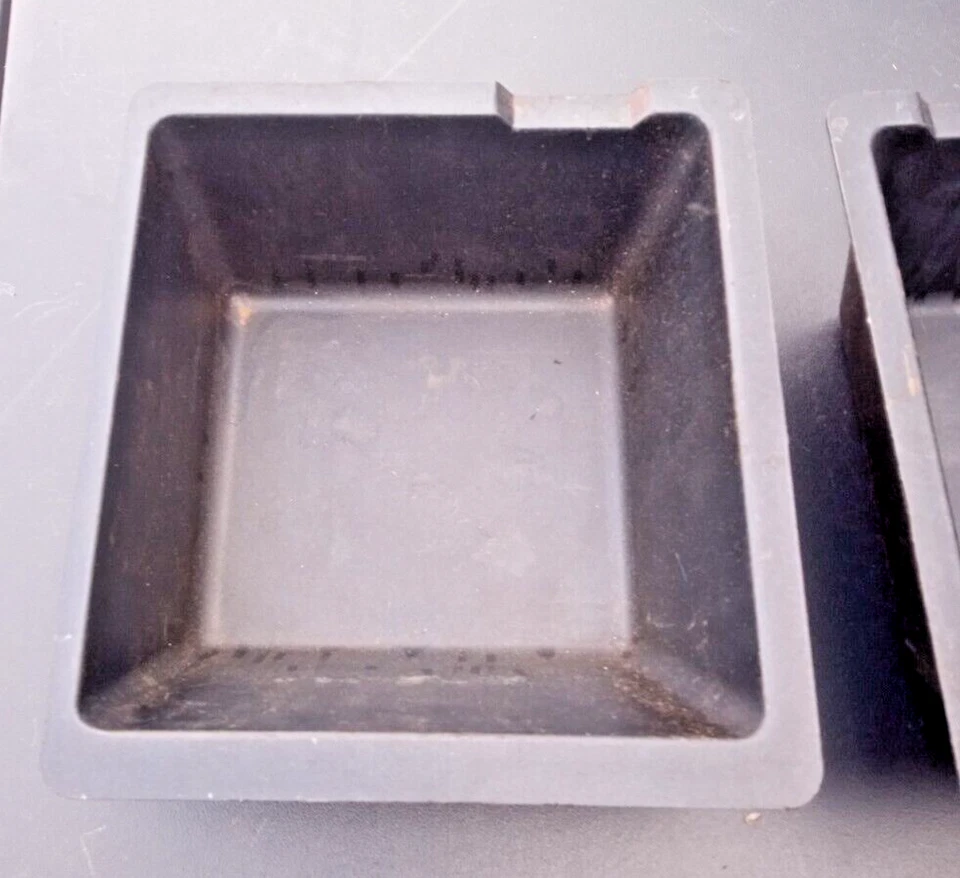 Chevrolet C4 Corvette 1984-91 contenedores de almacenamiento de carga traseros Lt & Rt LOC-157 Foto 2 de 4