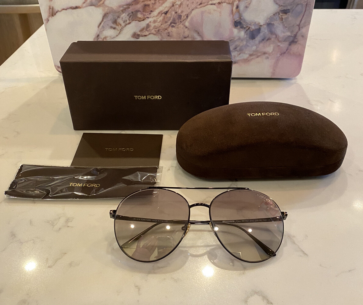 EUC Authentic TOM FORD Cleo Sunglasses BRAND NEW AUTHENTIC Tom Ford Cleo FT 0757 Black sunglasses  main image 4