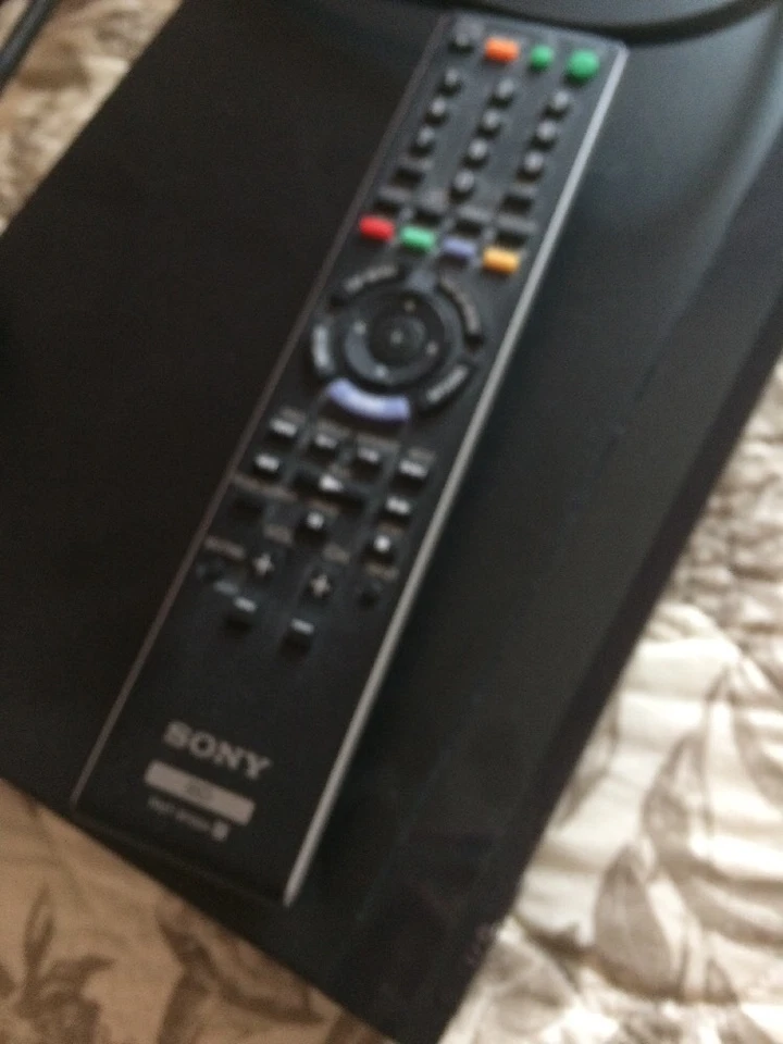 Reproductor Blu-ray Sony BDP-S350 HDMI 1080P con control remoto para piezas o reparación Foto 3 de 3