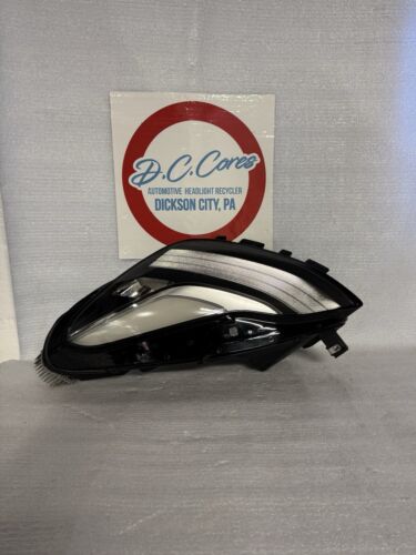 ⭐️21-23 ⭐️UNBROKEN ⭐️NICE ⭐️TESLA MODEL 3 Y HEADLIGHT RIGHT SIDE LED OEM - Foto 4 di 16