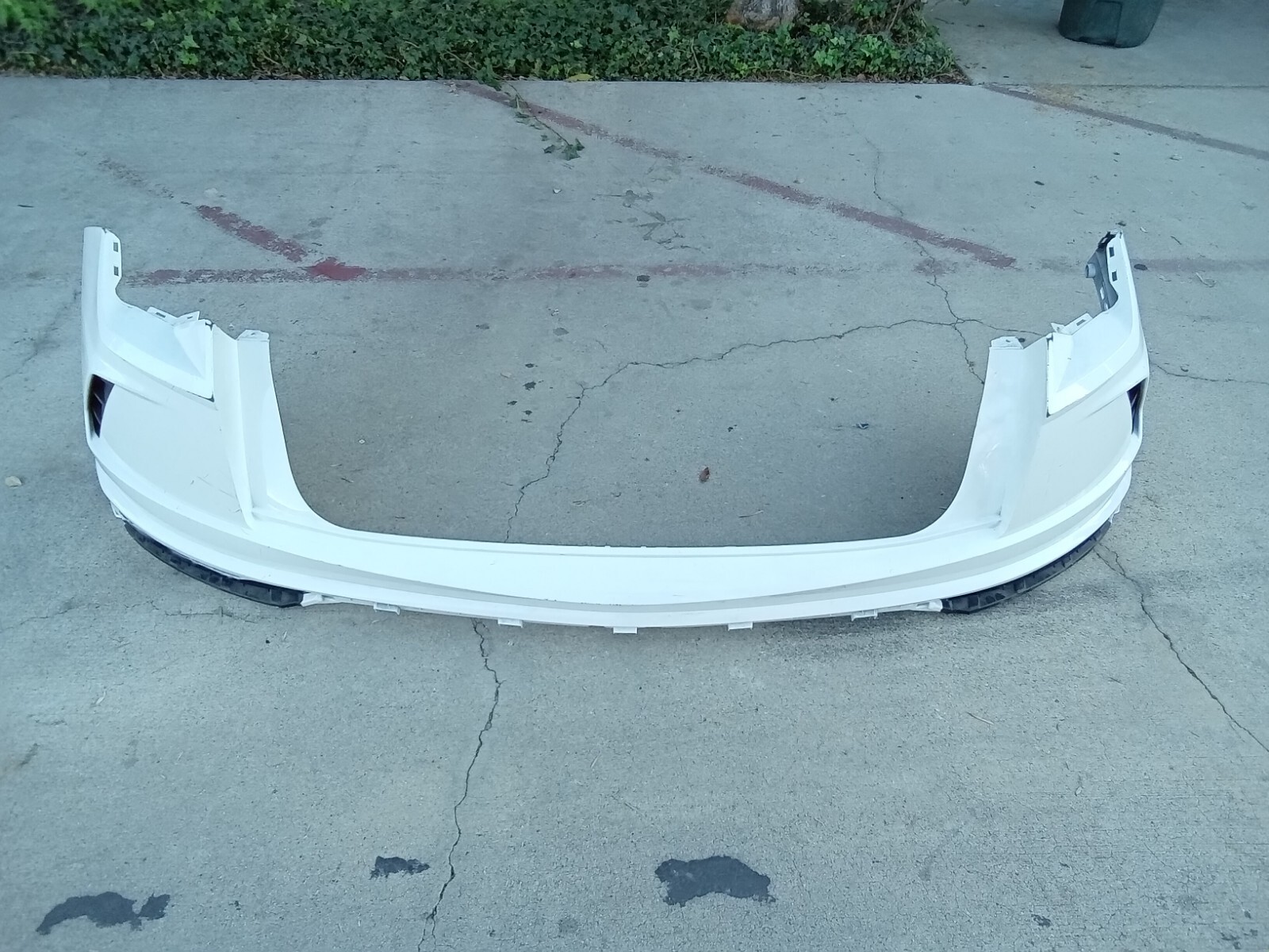 2019-2021 Lamborghini URUS Rear bumper Upper Cover 4ML807511A OEM 