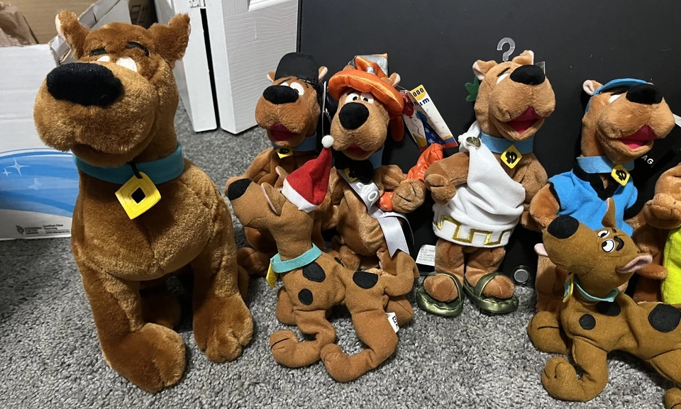 Scooby-Doo Plush Lot of  9 Warner Bros Bean Bag New with Tags 1990's & 12"  - Image 3 of 4