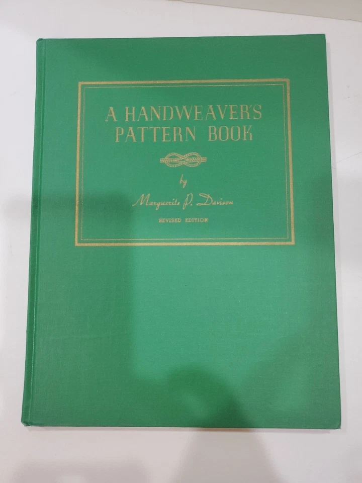 A HANDWEAVER'S PATTERN BOOK BY MARGUERITE PORTER DAVISON REVISED EDITION 1994 - Image 3 of 4