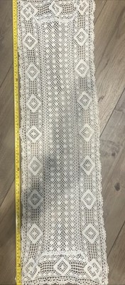 Vintage Crochet Doily Table Runner 39 x 12   Art Deco Pattern