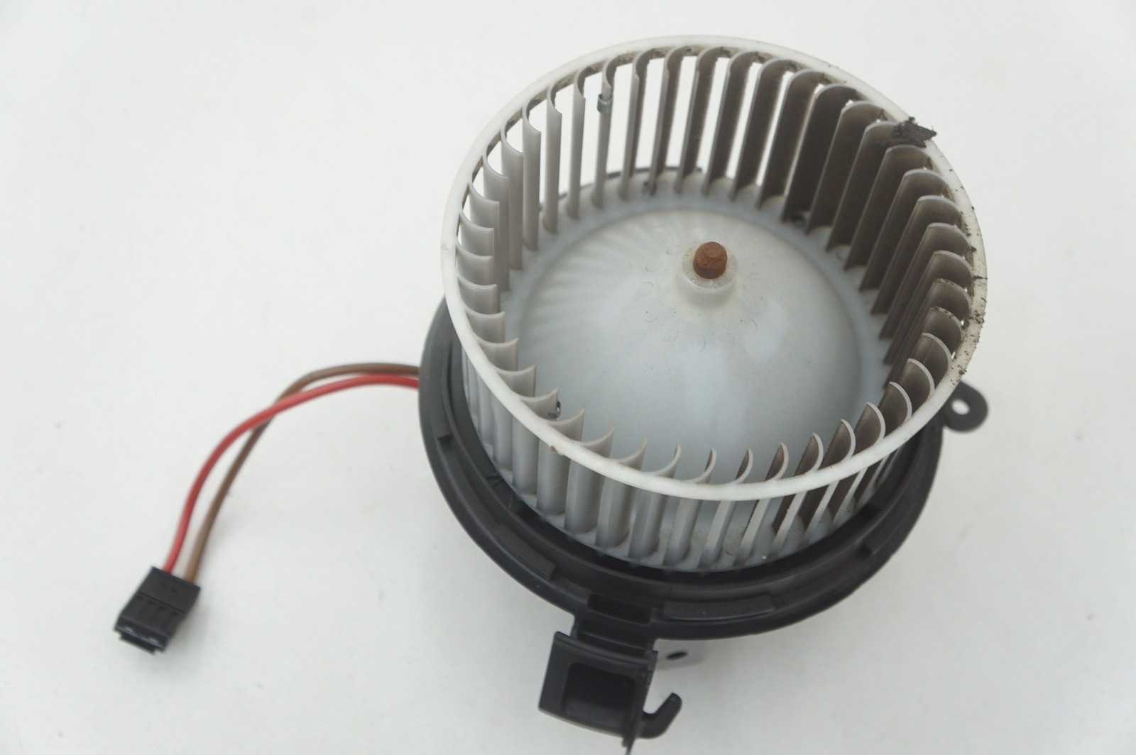 Aston Martin Vantage 2020 Blower fan