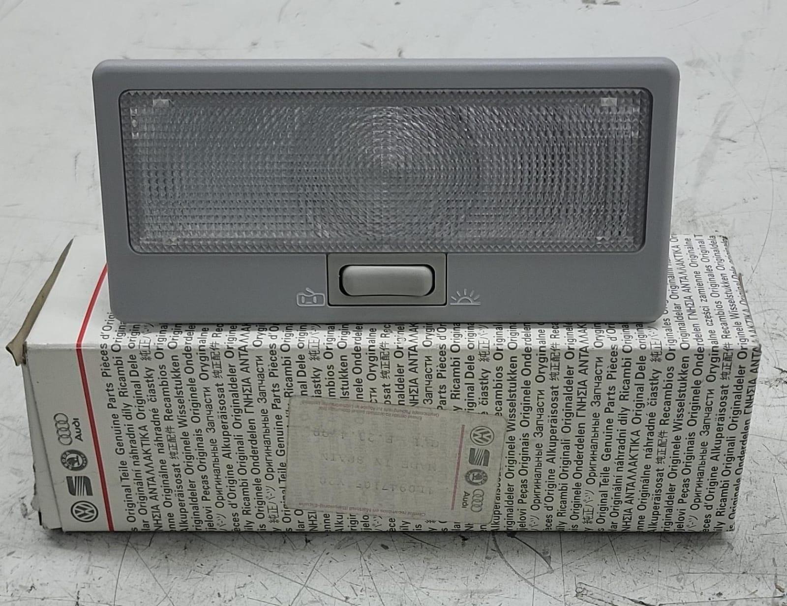 Luce Cortesia 1L0947105Y20 Originale per VW Caddy Seat Ibiza Mk2