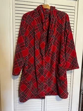 VICTORIA’S SECRET Women’s Size Medium Large M / L ROBE Fleece Red Plaid Short