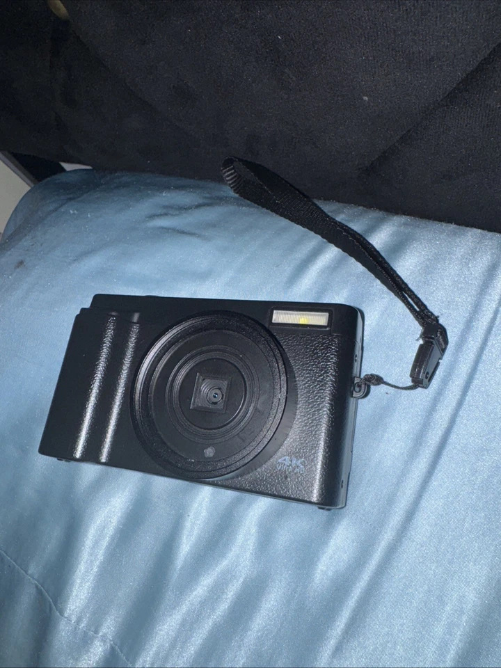 4K Camera - Image 2 of 2