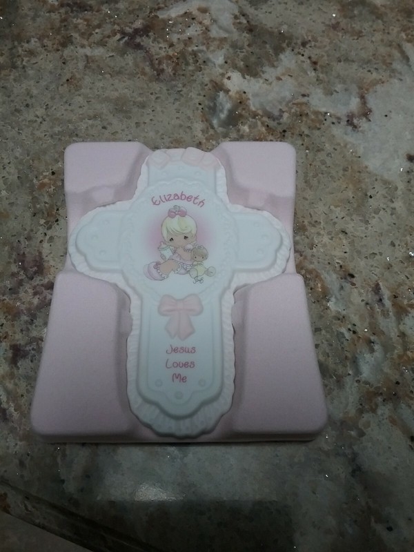 Precious Moments Cross "Elizabeth" Jesus Loves Me. Can Personalize on Back