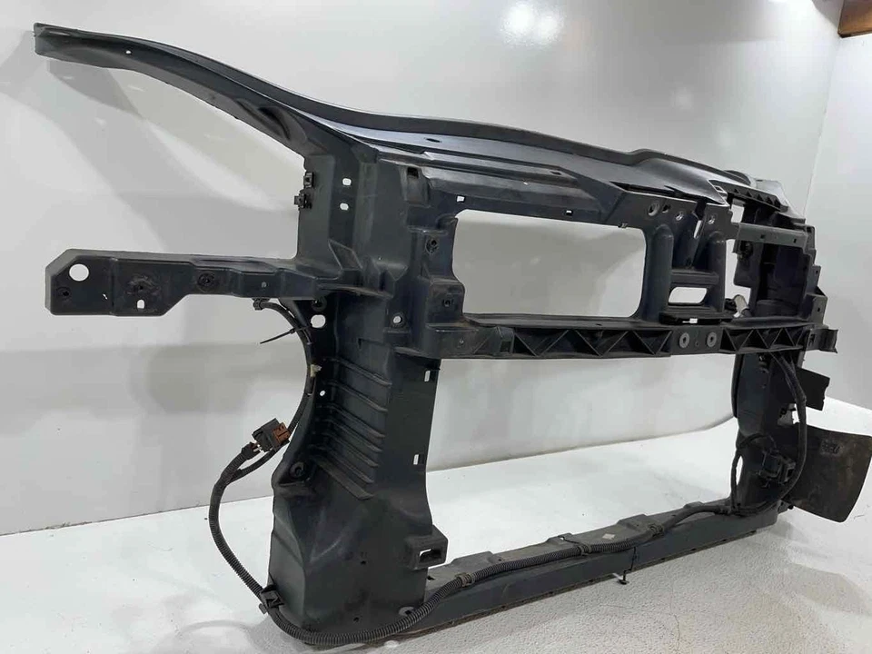 Se adapta a VOLKSWAGEN GOLF GTI 2006-2009 2 puertas núcleo radiador soporte OEM agrietado! Foto 2 de 4