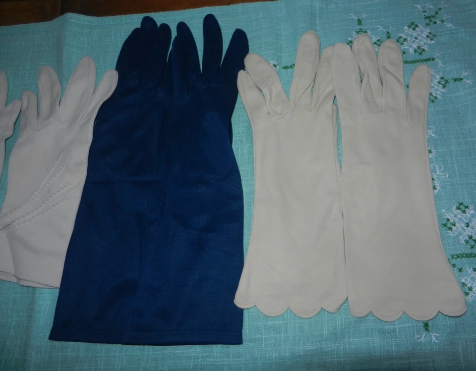Lote De Colección De Guantes Damas Azul, Lavanda, Beige Foto 3 de 4