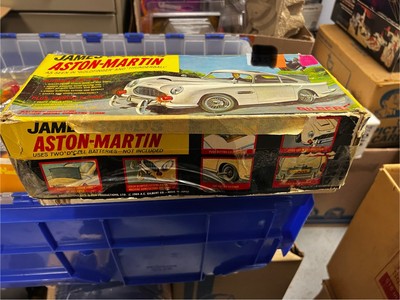 VINTAGE 1965 AC GILBERT JAMES BOND'S DB5 ASTON MARTIN TOY CAR W OG HT/BOX Works 