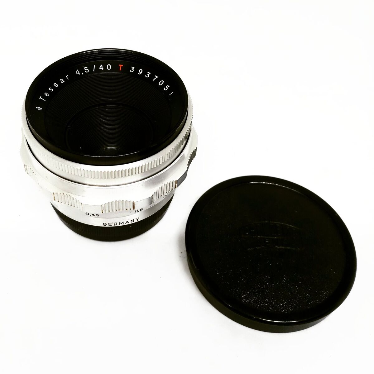 Carl Zeiss Tessar 40mm f/4.5 RED T, M42 mount, ORIGINAL CAP Carl Zeiss Tessar 40mm f/4.5 RED T, M42 mount, ORIGINAL CAP