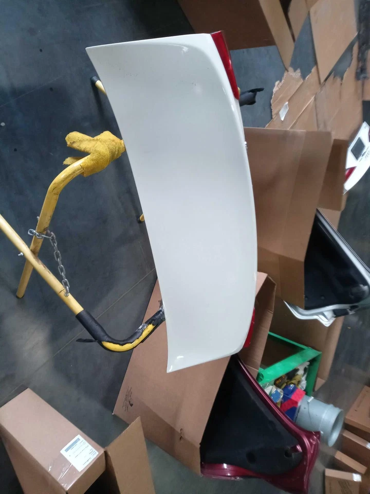 Volvo S60 2015 OEM cubierta blanca tapa maletero 98 k millas piezas originales Foto 2 de 3