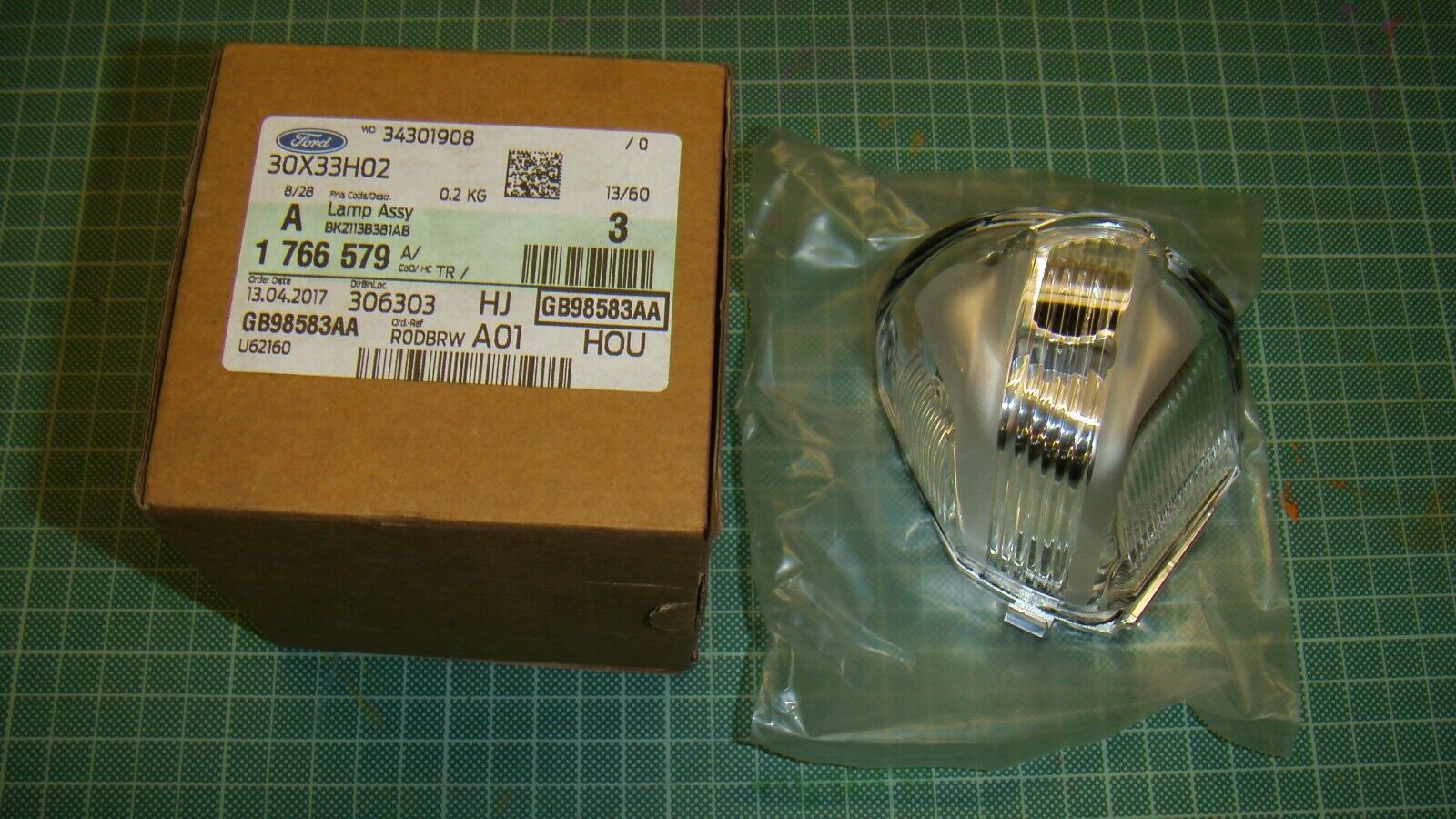 FORD TRANSIT CUSTOM RIGHT WING MIRROR CLEAR INDICATOR LENS RH SIDE 1766579